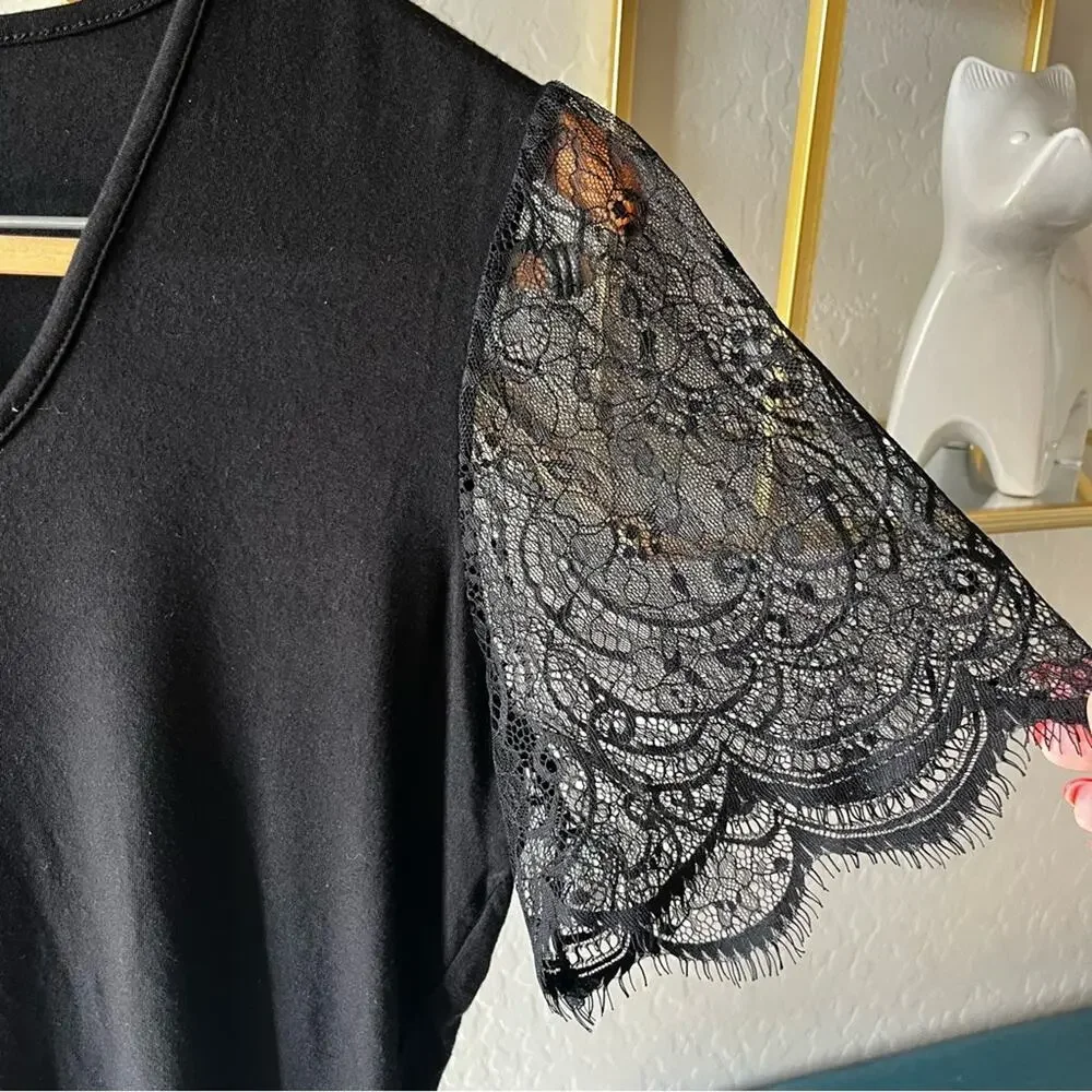 Carmen Marc Valvo black sheer lace sleeve blouse womens size small S stretchy - Picture 3 of 7